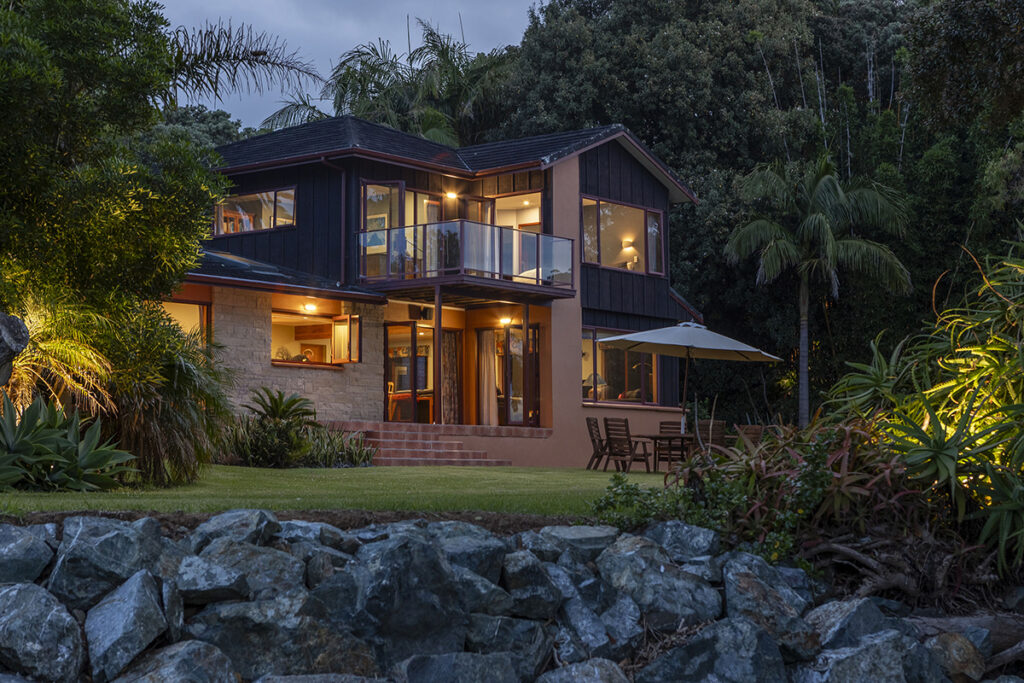 main residence for sale near coopers beach doubtless bay
